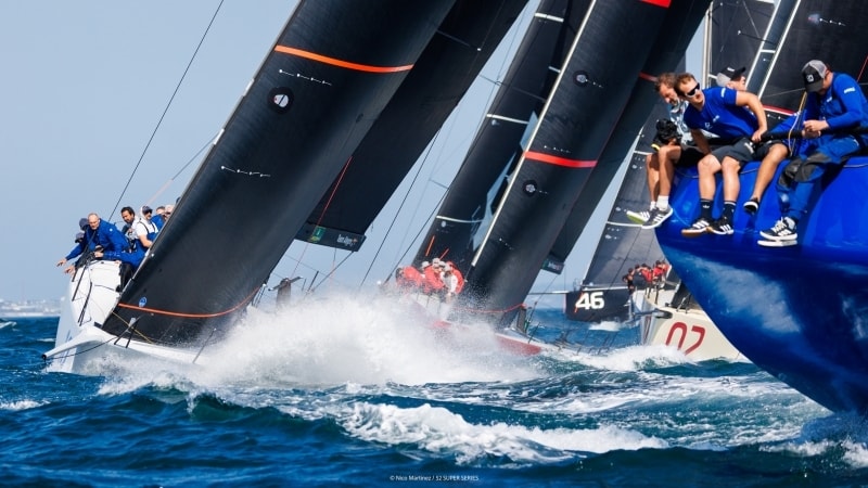 Porto Cervo, la vela mondiale chiude la stagione con Range Rover