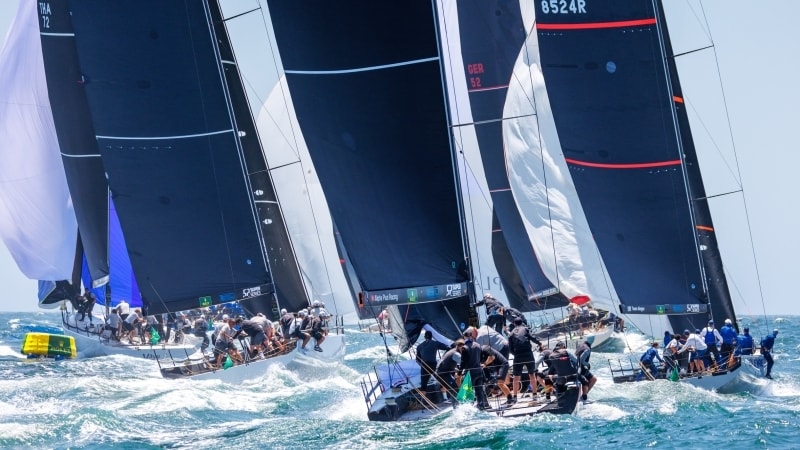 Porto Cervo, la vela mondiale chiude la stagione con Range Rover