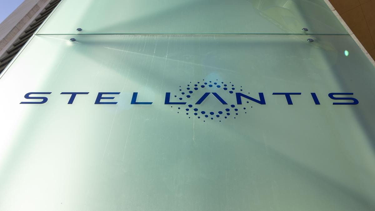 Stellantis, attacco hacker in Nord America: violati i dati dei clienti ma nessuna informazione sensibile