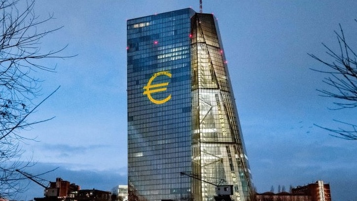 I consumatori europei hanno ridotto gli acquisti dopo i dazi Usa. L’analisi Bce