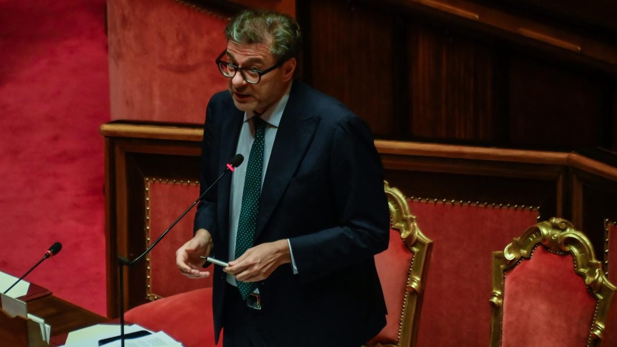 Manovra, Giorgetti: contributo banche? Nessuno è favorevole a pagare le tasse perché è un sacrificio