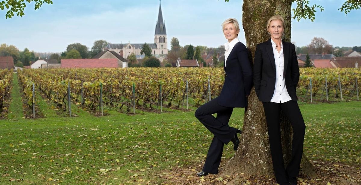 Da sinistra, Stéphanie e Alexandra Pereyre de Nonancourt, eredi della maison di Laurent-Perrier.