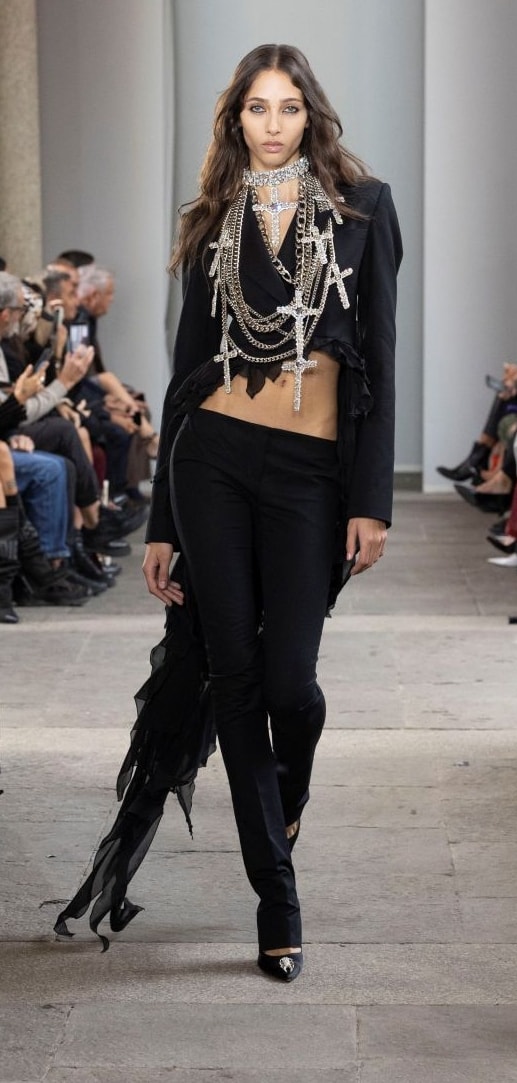 Un look Blumarine spring-summer 2026 (courtesy Blumarine)