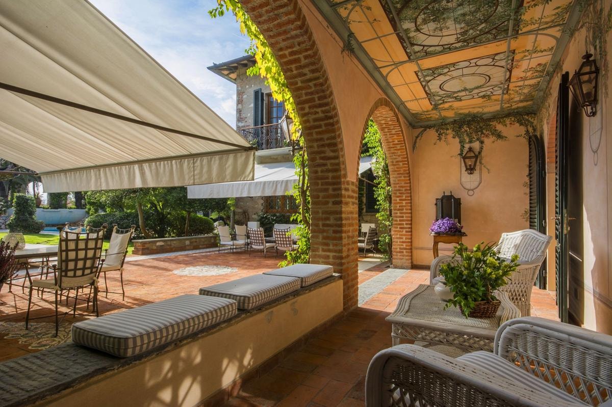 Un particolare della villa in vendita da Italy Sotheby's International Realty.