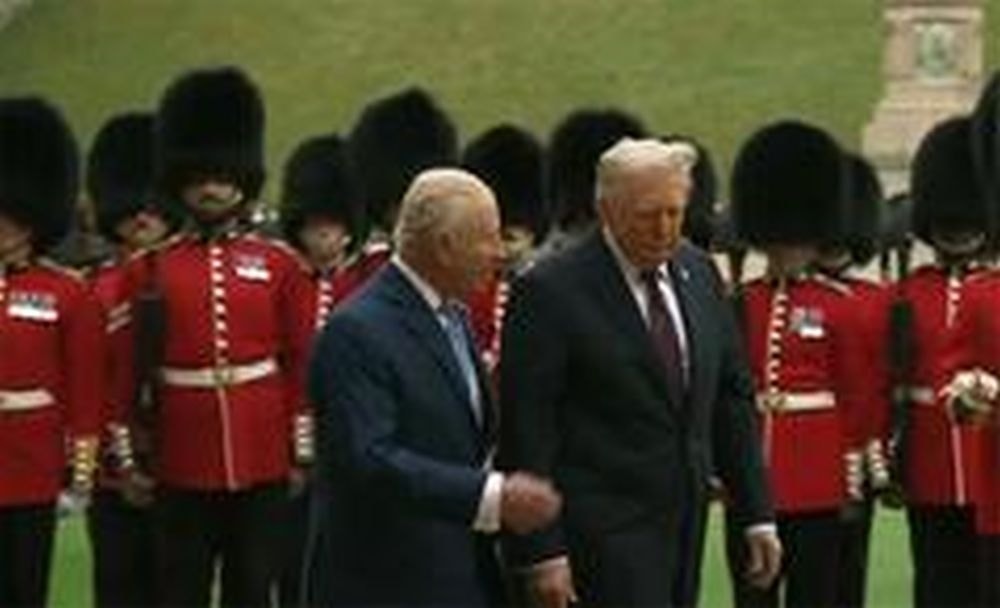 Re Carlo e Donald Trump