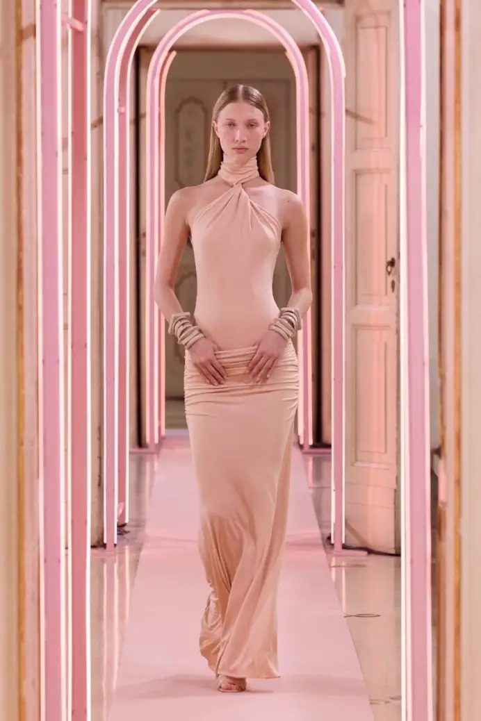 Un look Elisabetta Franchi spring-summer 2026 (courtesy Elisabetta Franchi)