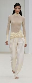 Un look Ferrari spring-summer 2026 (ph Francesc Ten/MFF)
