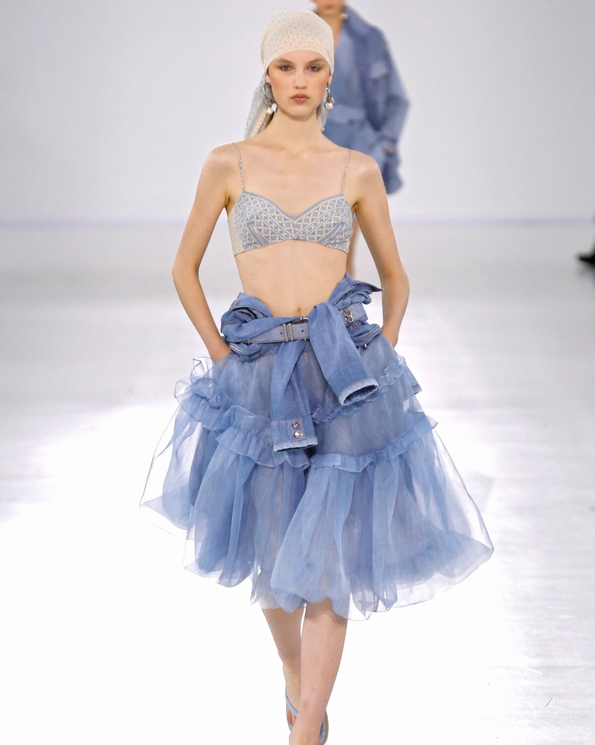 Un look Ermanno Scervino spring-summer 2026 (foto Francesc Ten/MFF)