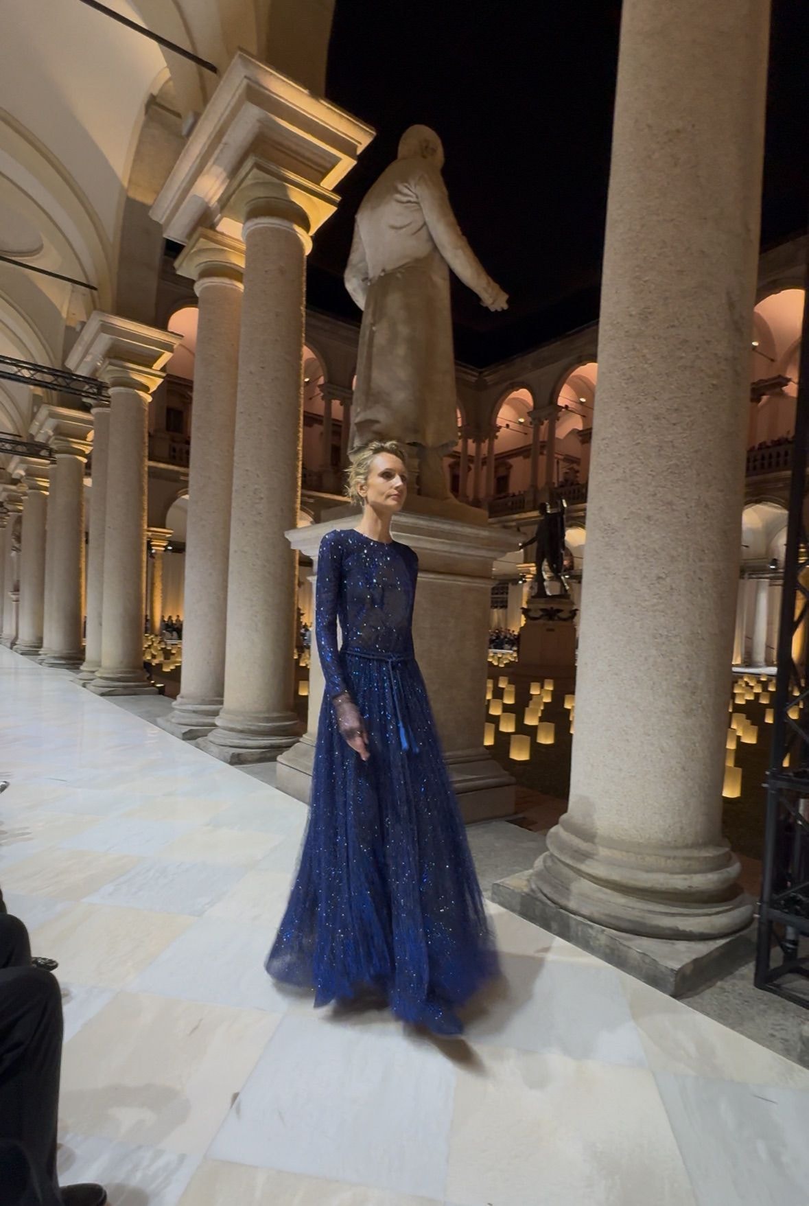 Un look Giorgio Armani della sfilata celebrativa per i 50 anni della maison (ph Stefano Roncato)