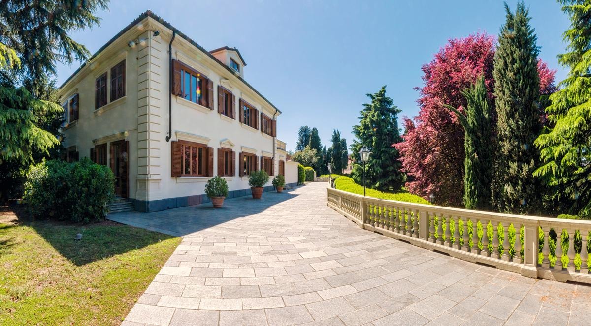 La sede di Sagna a Revigliasco torinese in quella che fu la residenza del fondatore.