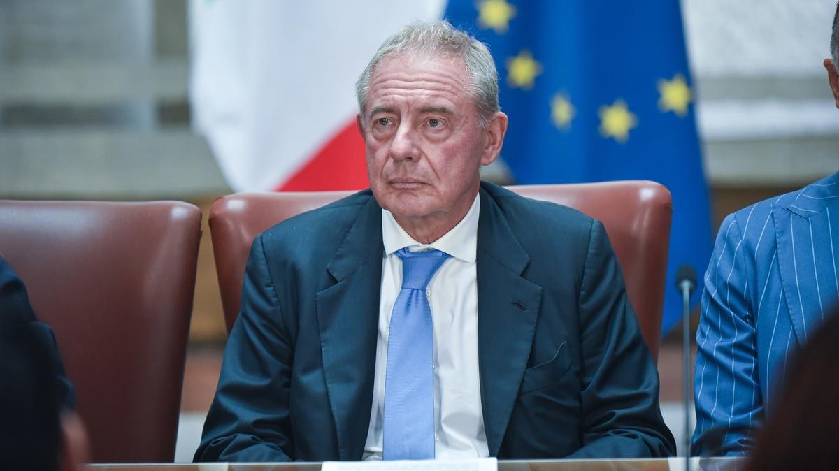 Ue, l’Italia spinge sul nuovo Fondo competitività. Il ministro Urso: strumento indispensabile per l’industria