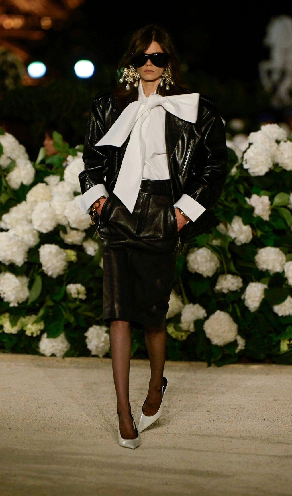 Un look Saint Laurent p-e 2026 (ph Francesc Ten/MFF)