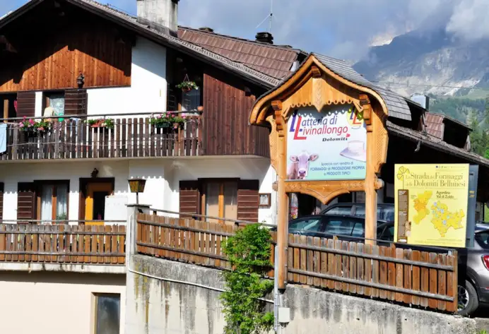 Escursioni, castelli e tradizioni: Arabba è la meraviglia discreta delle Dolomiti