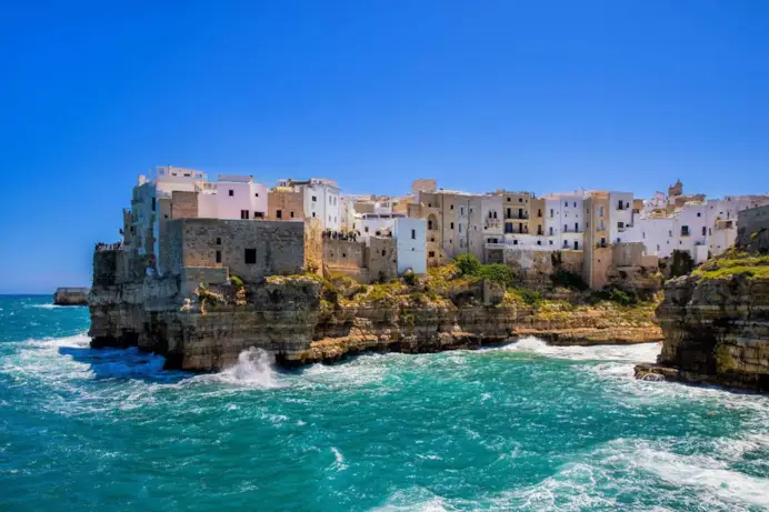 Cala Ponte, il nuovo albergo a Polignano a Mare