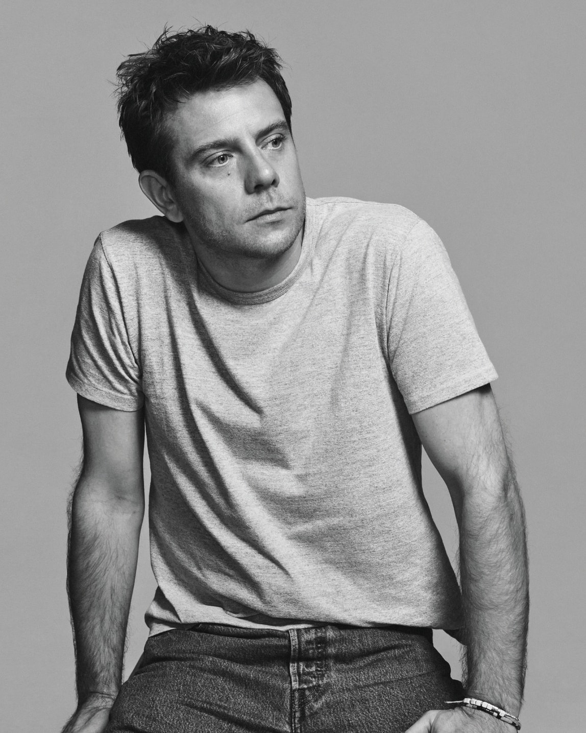 Un ritratto di Jonathan Anderson (foto David Sims/courtesy Dior)