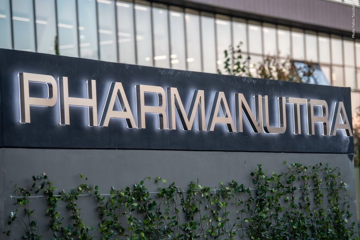 PHARMANUTRA INSEGNA
