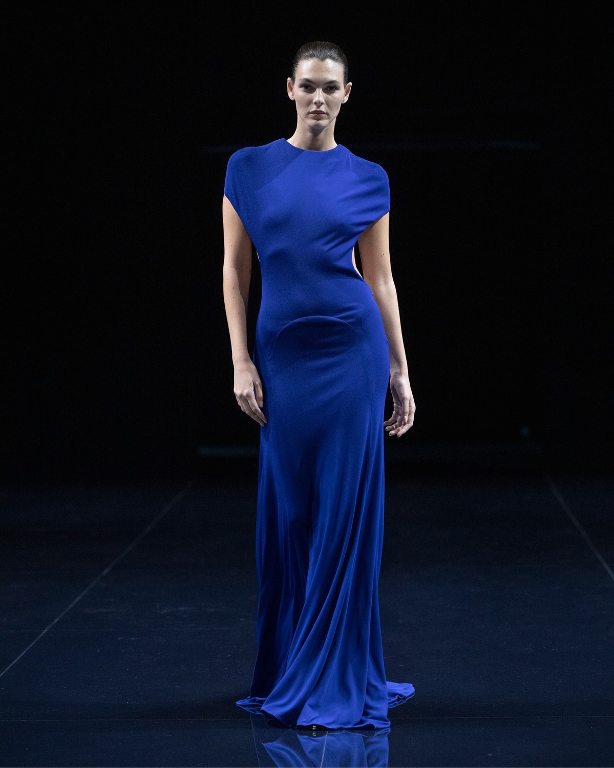 Un look Tom Ford primavera-estate 2026 (ph Francesc Ten/MFF)
