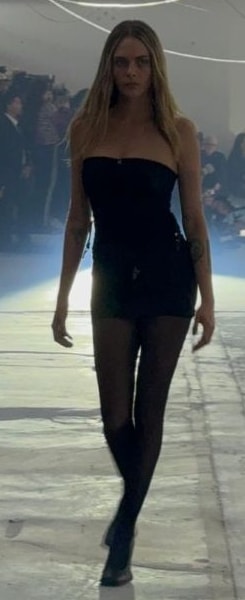Cara Delevingne indossa un look Vetements spring-summer 2026 (ph Donato D'Aprile)