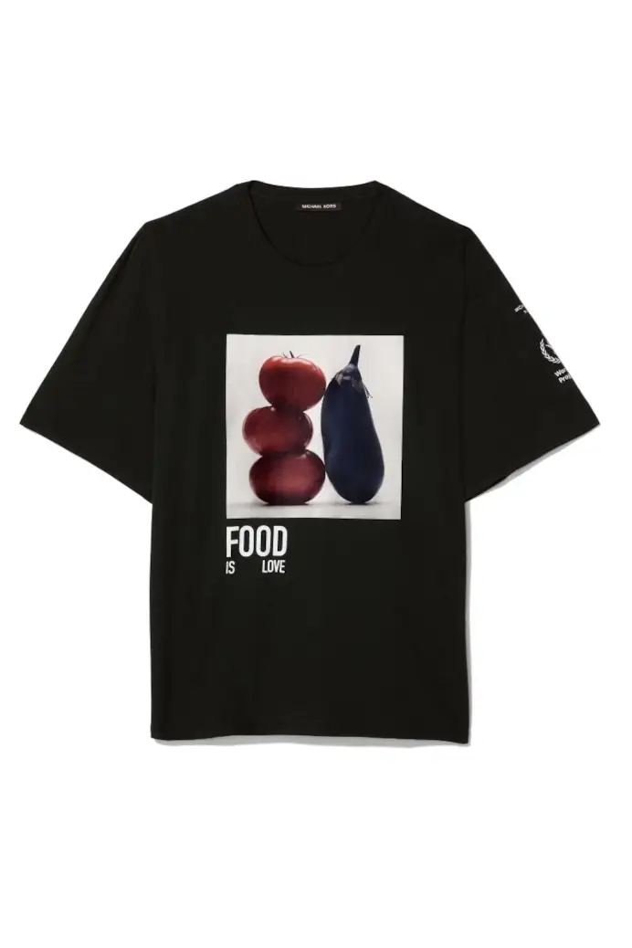 La T-shirt di Michael Kors per l'iniziativa Watch hunger stop (courtesy Michael Kors)