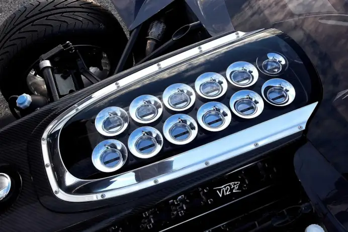 Peugeot 907, la supercar mancata: V12 e 357 km/h di pura eleganza