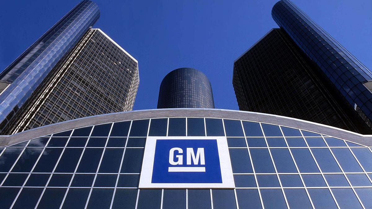 GM svaluta 1,6 miliardi di investimenti sull’auto elettrica: inutili dopo il cambio di rotta del presidente Trump