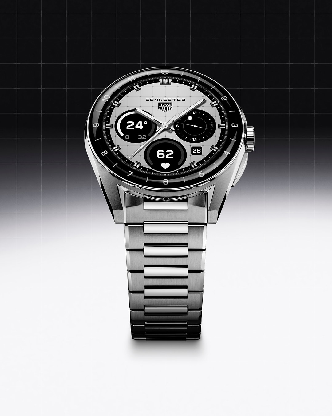 Tag Heuer Calibre E5: design svizzero, anima digitale