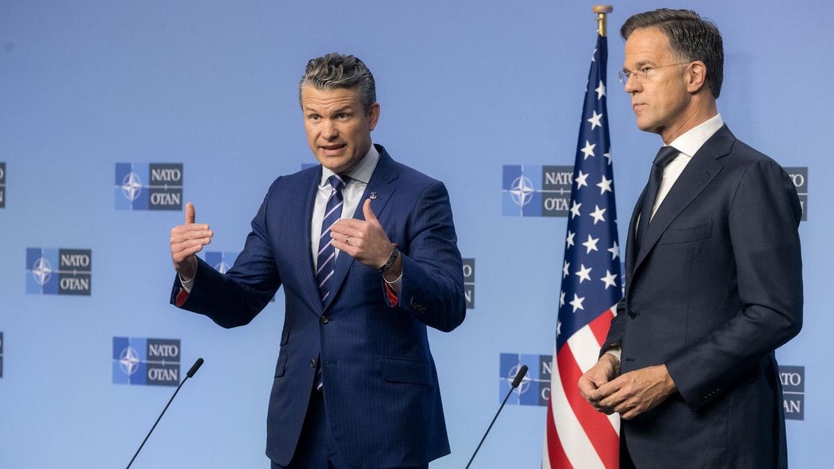 Pete Hegseth e Mark Rutte