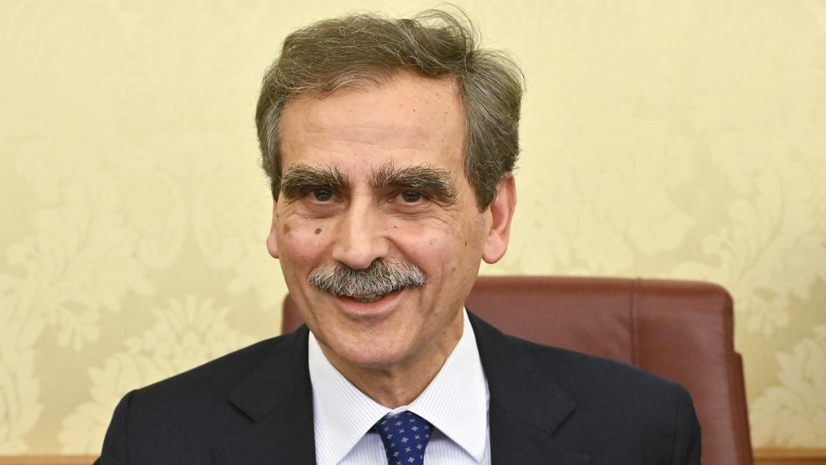 Mps accelera sull'integrazione di Mediobanca. Il cronoprogramma di Lovaglio arriva in cda. Ecco quali saranno le scelte del ceo