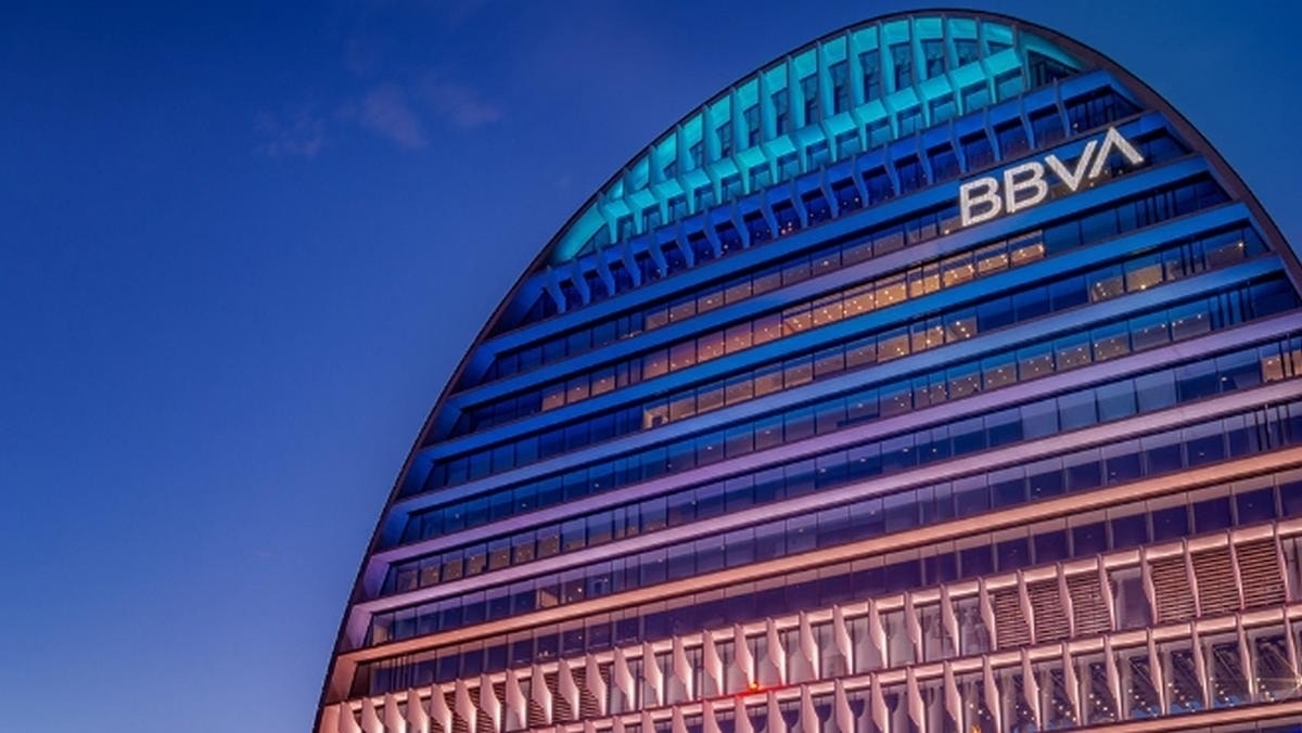 Bbva ritira l’ops su Sabadell: l’offerta si ferma al 25,5%. Dopo Unicredit-Banco Bpm è la seconda operazione europea deragliata