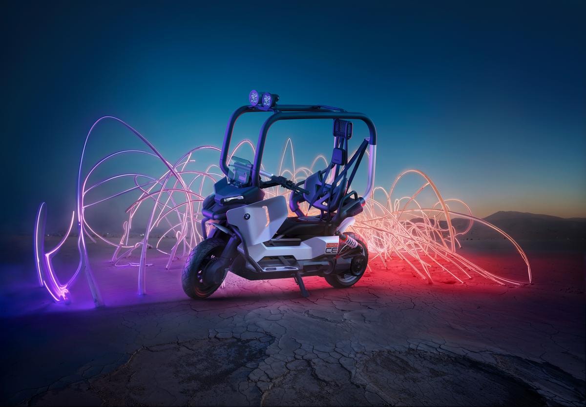 Bmw Vision CE: design, sicurezza e tecnologia per lo scooter di domani