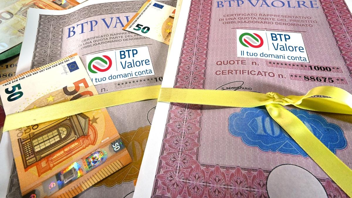 Btp Valore, dopo il quarto giorno di collocamento ordini sopra i 15 miliardi. Attesa per i tassi finali