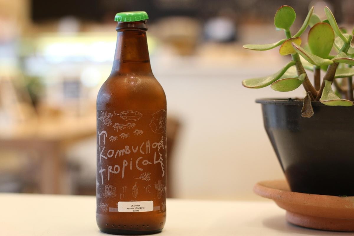 Fermentata, spirituale, cool: l’epopea della kombucha. L’ultimo elisir di lunga vita