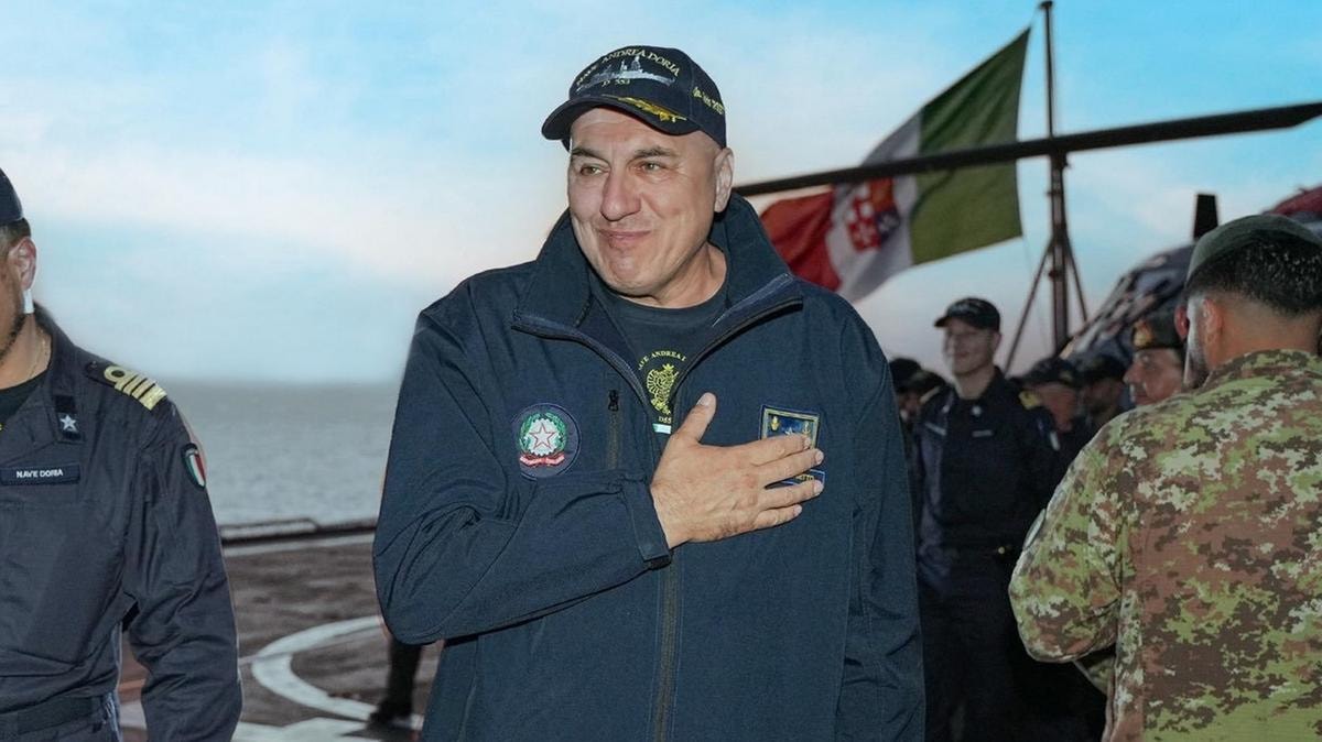 Difesa, il governo presenta un piano da 1,3 miliardi per armare il mare italiano