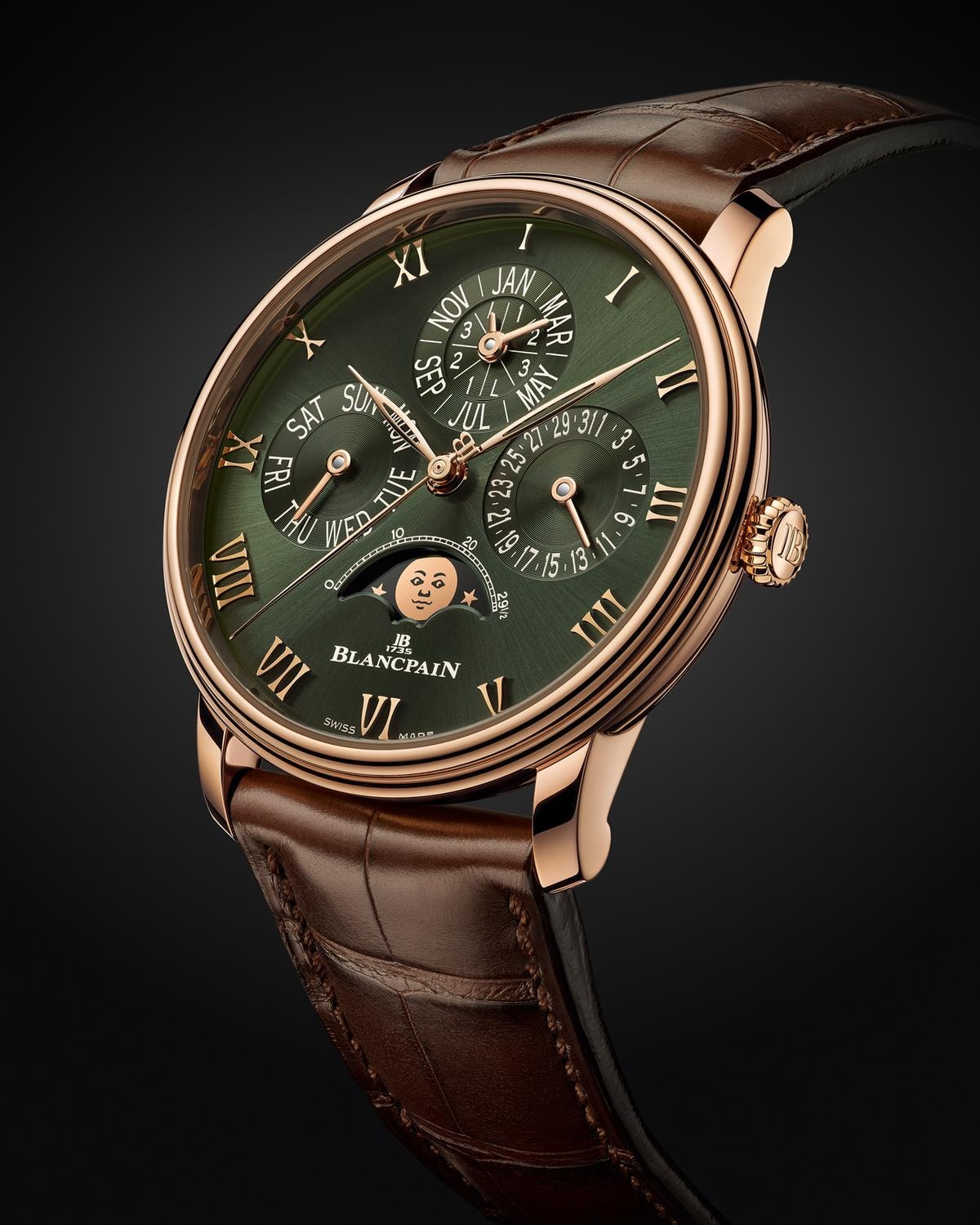Il Villeret Quantième Complet di Blancpain con cassa in oro rosso 18 carati da 40 mm.