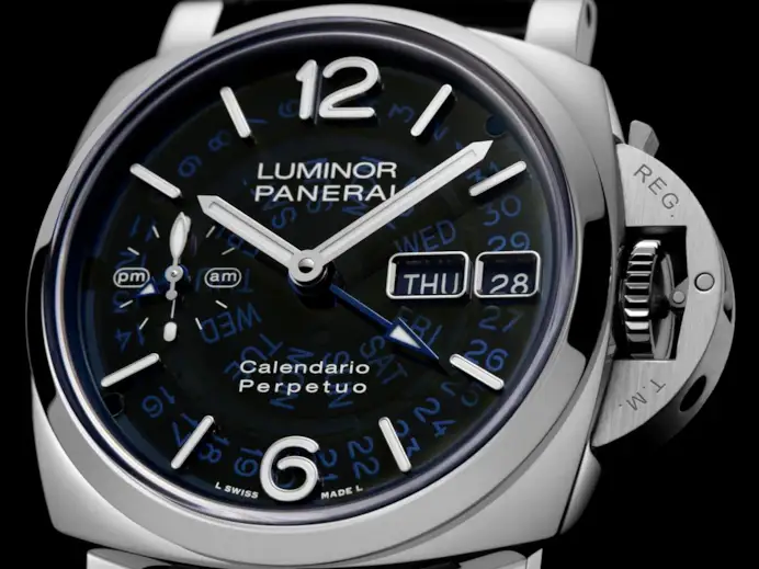 Luminor Perpetual Calendar GMT Panerai ha scelto il Platinumtech, una lega di platino puro al 95%.