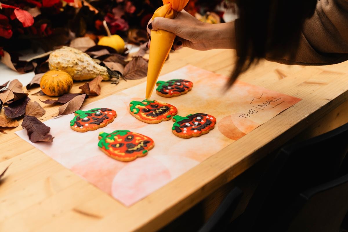 The Mall Luxury Outlets celebra l’autunno tra arte del gusto, gioco e una nuova esperienza di shopping 