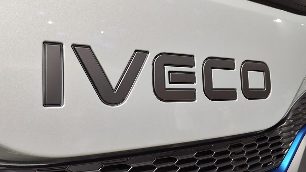 Iveco, utili e ricavi in calo e sotto le attese nel terzo trimestre. Riviste al ribasso le stime sul 2025