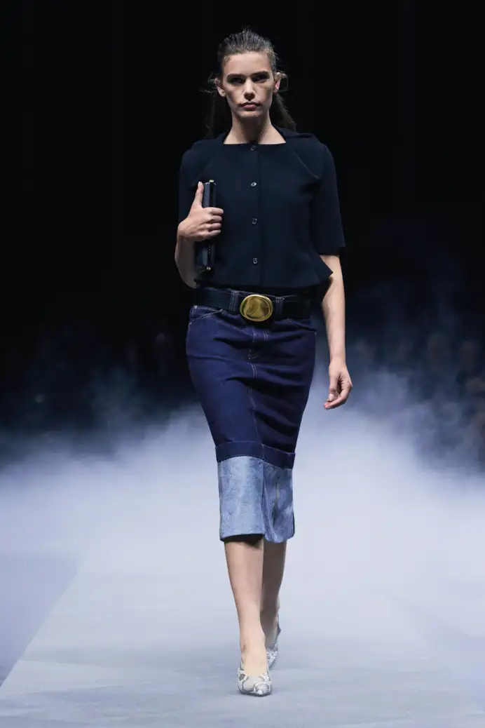 Un look Khaite spring-summer 2026 (courtesy Khaite)