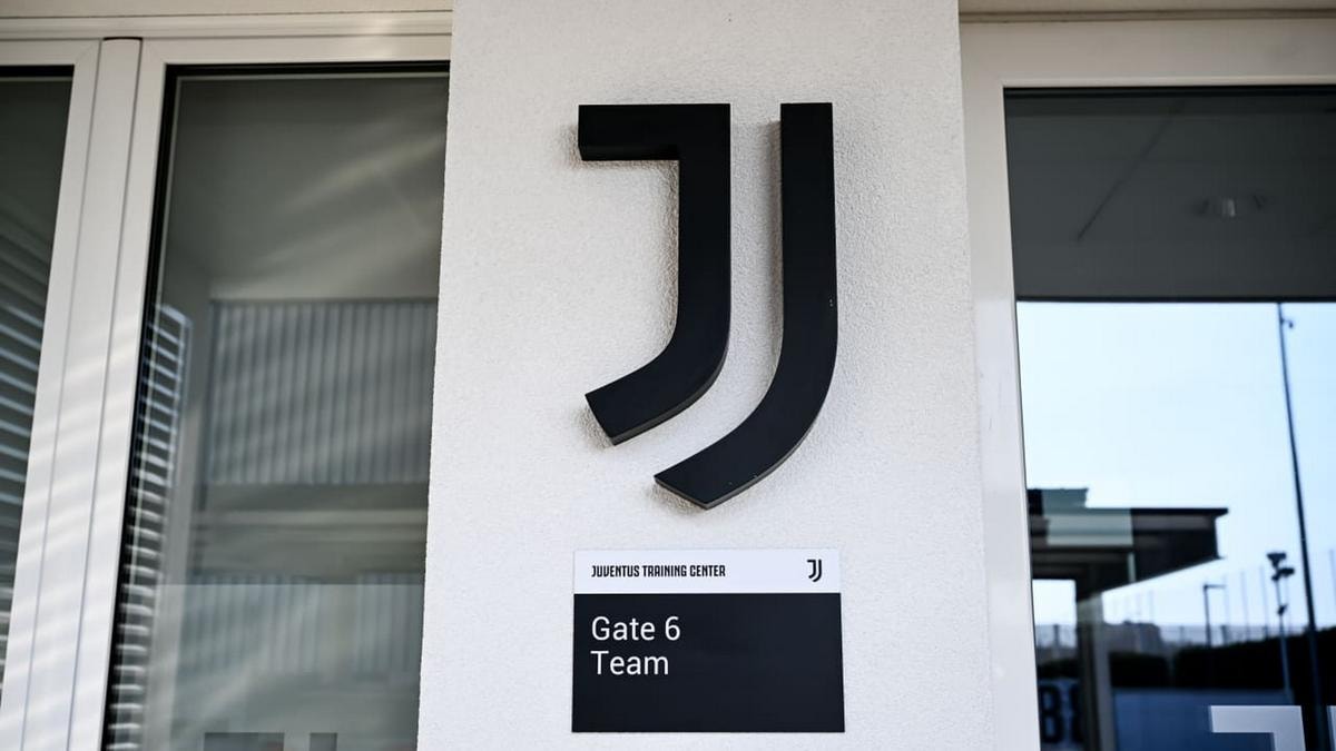Juventus, Tether piazza nel cda l’ortodontista Francesco Garino. John Elkann: Exor non vende, siamo aperti a collaborazioni