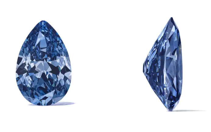 Il colore del Mellon Blue è stato classificato come Fancy Vivid, una categoria che rappresenta meno dell’uno per cento di tutti i diamanti blu