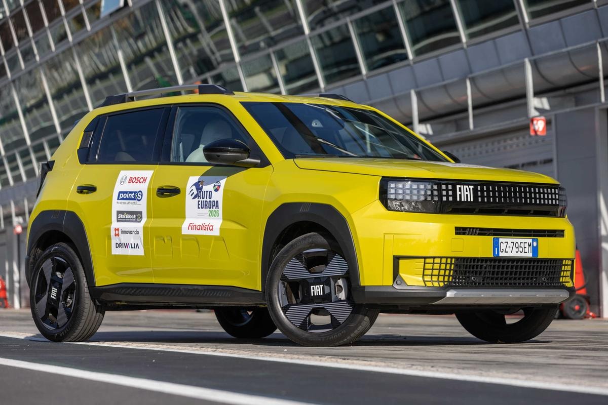 Fiat Grande Panda è l’Auto Europa 2026: trionfa davanti a Mercedes CLA e Jeep Compass