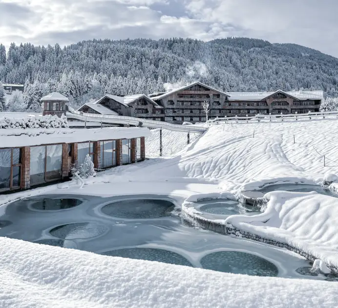 Il fascino del freddo: i 5 luoghi più straordinari dove provare la cold therapy