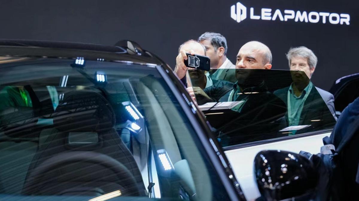 Stellantis, trimestre record per la partner cinese Leapmotor. Ma Pechino prepara l'ingresso nel capitale con Faw