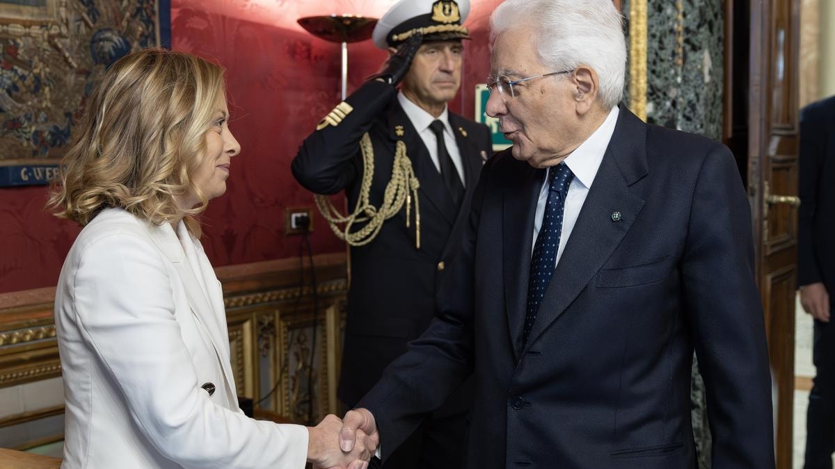 Governo, Meloni al Quirinale per un colloquio con Mattarella: la premier esprime rammarico per le parole «inopportune» di Garofani