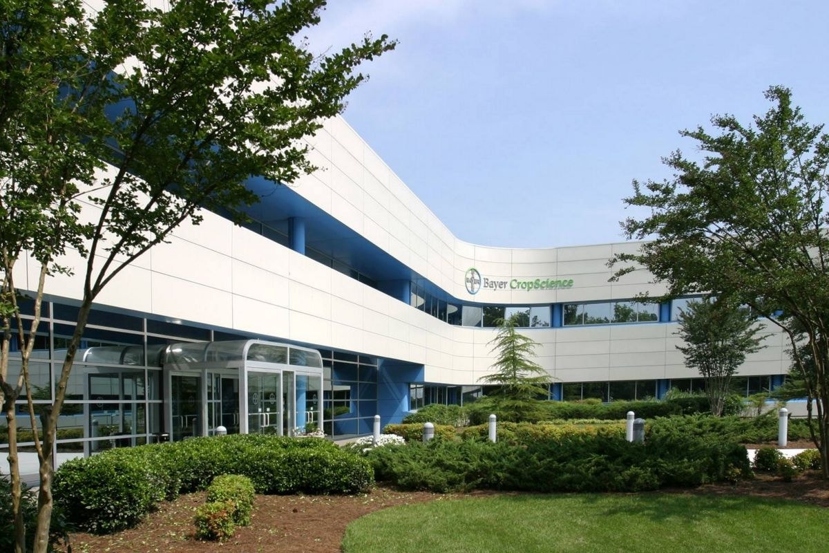 SEDE BAYER AZIENDA INDUSTRIA FARMACEUTICA