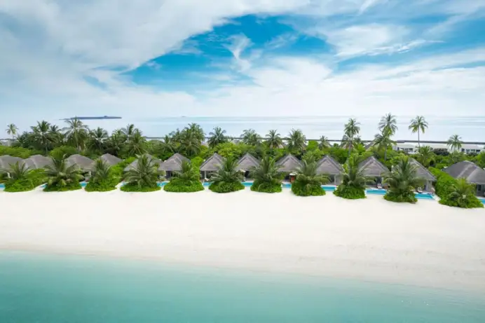 L’isola che c’è… è alle Maldive. Non solo una, ma più di mille che formano un paradiso tropicale