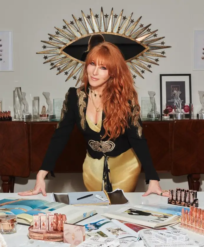 Una campagna Charlotte Tilbury (courtesy Puig)