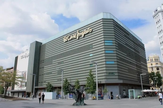 Un punto vendita El corte inglés a Madrid (ph official website)