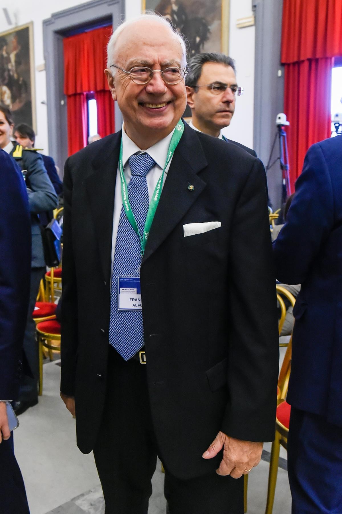 FRANCESCO ALFONSO PRESIDENTE OAM