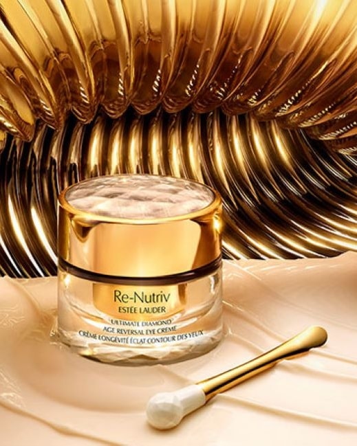 Una campagna Estée Lauder (ph official website)